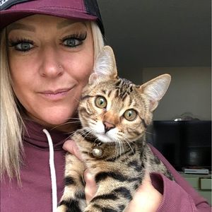 Meet your Posher, Misty